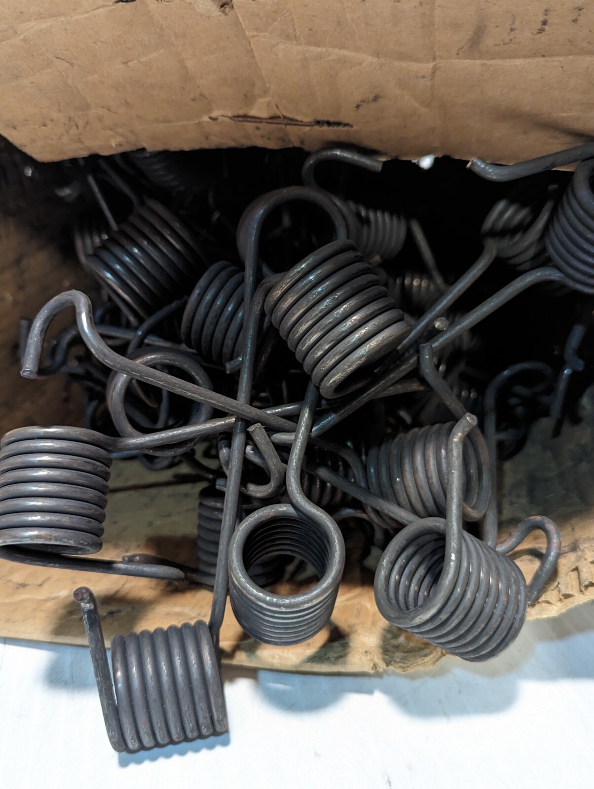 (Box of 100) Clark 242741 Torsion Springs – New