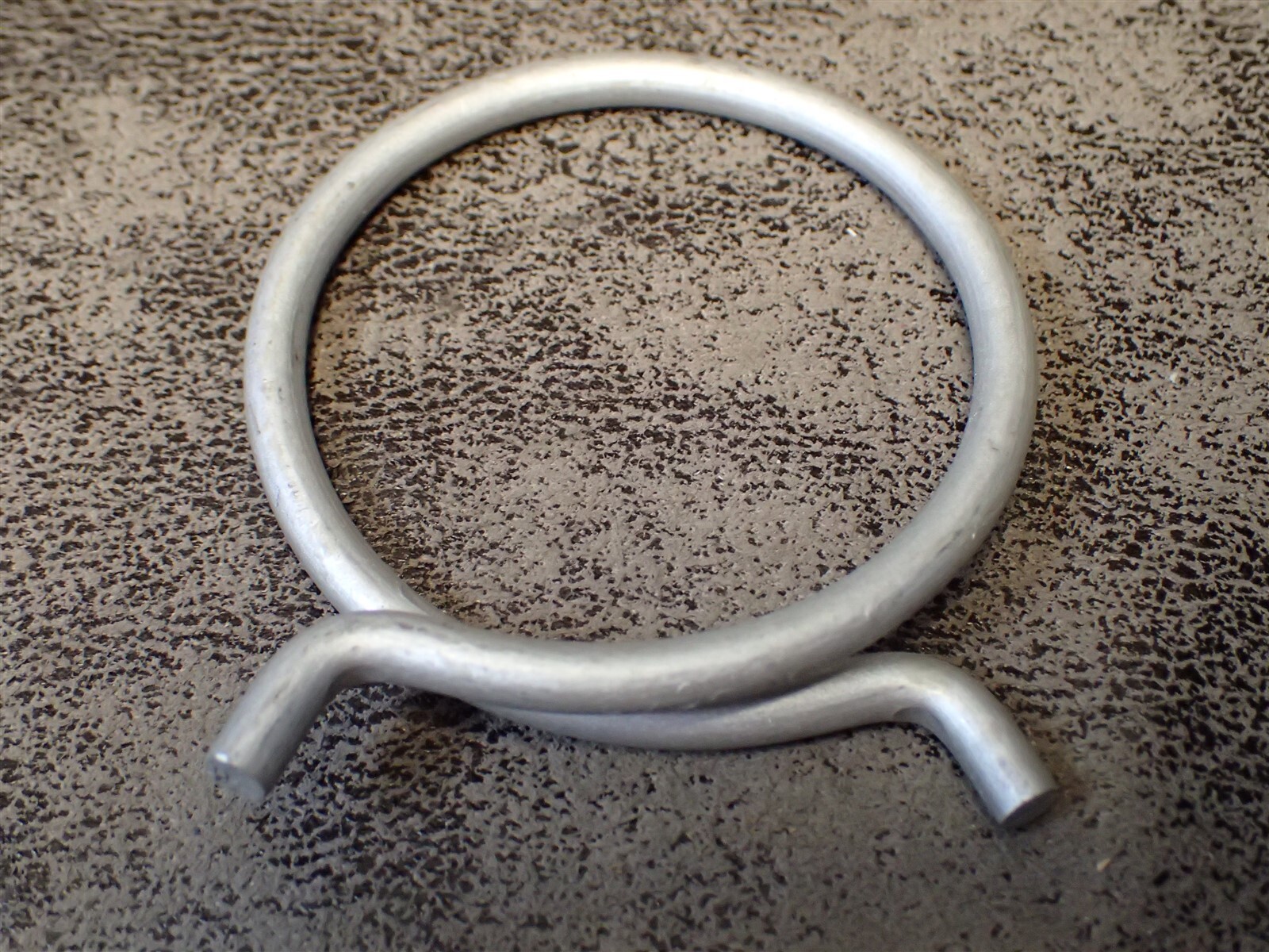 11461 SPX POWER TEAM Hose Clamp for PE30 Series Electric Hydraulic Pumps (BN1)